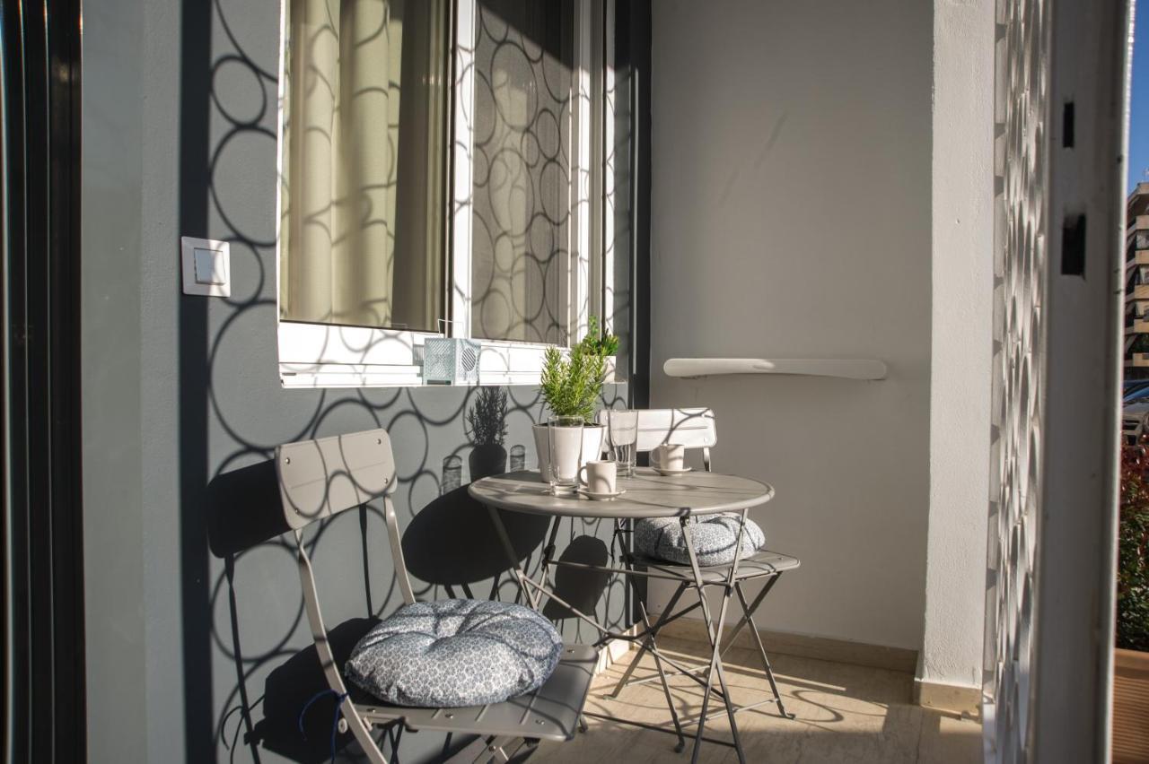 Kanari Elegant And Cozy Studios Каламата Екстериор снимка