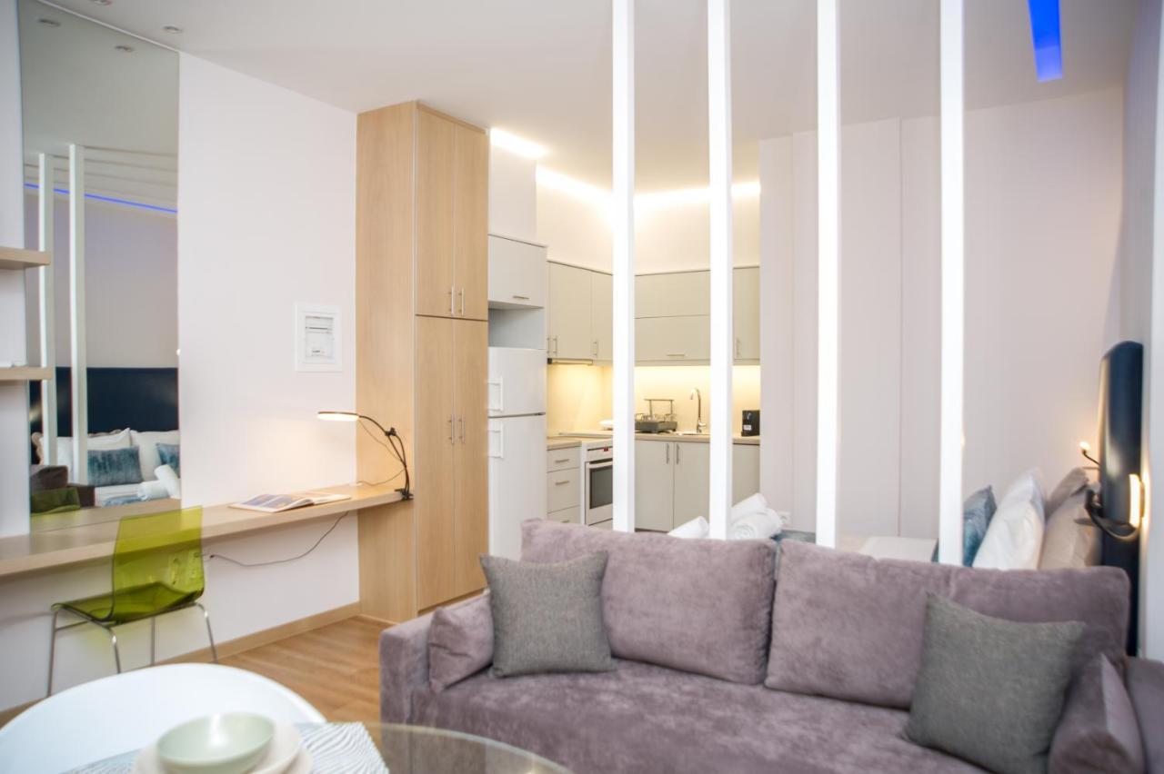Kanari Elegant And Cozy Studios Каламата Екстериор снимка